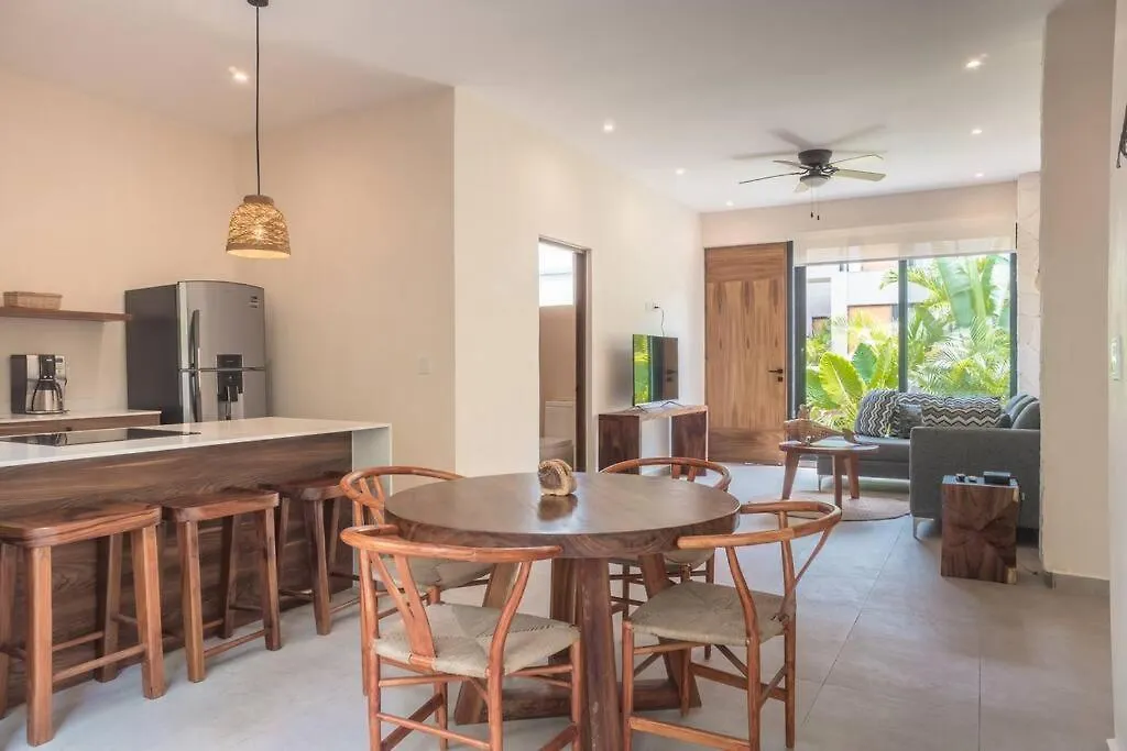 Toh1, Downtown Tulum Apartment